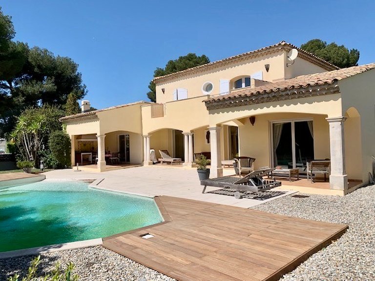 Villa for Sale in Carry Le Rouet, Marseille & Cote Bleu 2