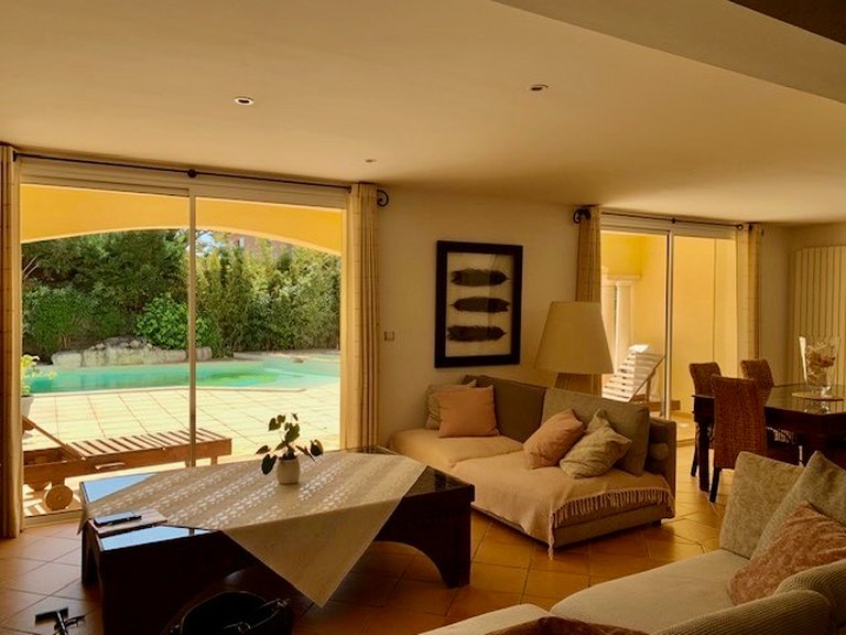 Villa for Sale in Carry Le Rouet, Marseille & Cote Bleu 12