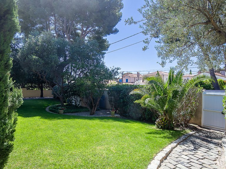 Villa for Sale in Carry Le Rouet, Marseille & Cote Bleu 7