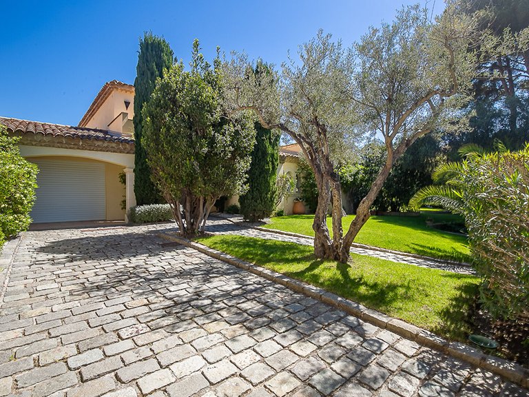 Villa for Sale in Carry Le Rouet, Marseille & Cote Bleu 9