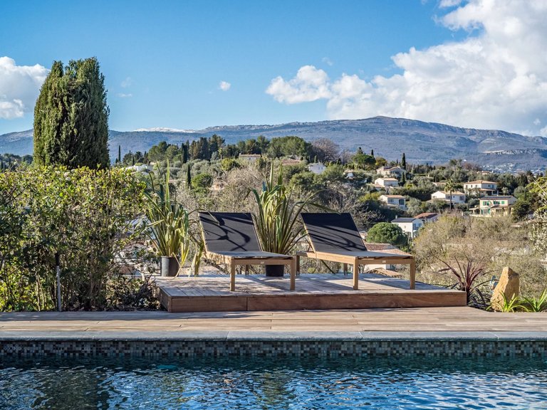 Villa for Sale in Valbonne, Mougins, Valbonne, Grasse Area 2