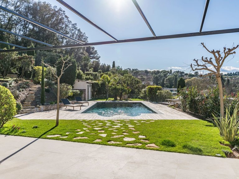 Villa for Sale in Valbonne, Mougins, Valbonne, Grasse Area 6