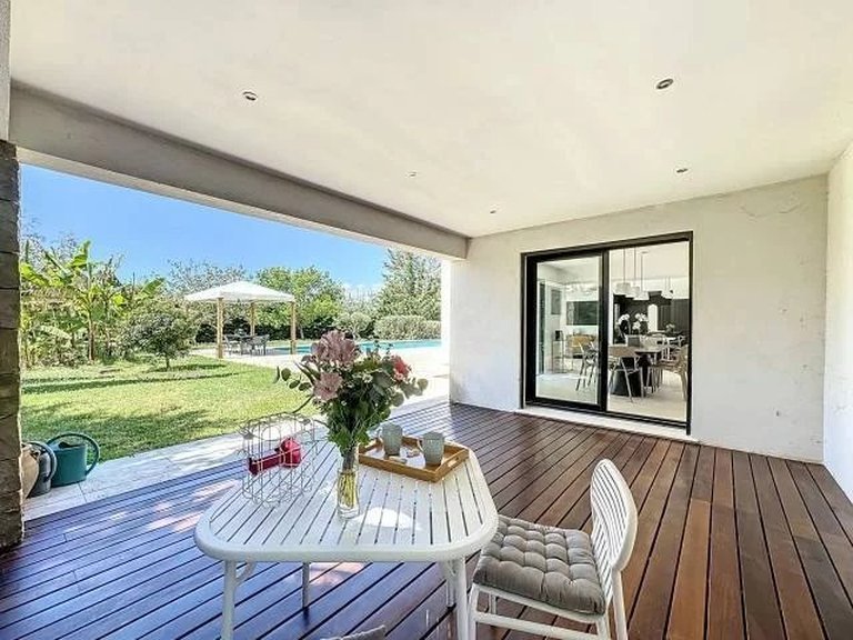 Villa for Sale in Roquefort Les Pins, Mougins, Valbonne, Grasse Area 13