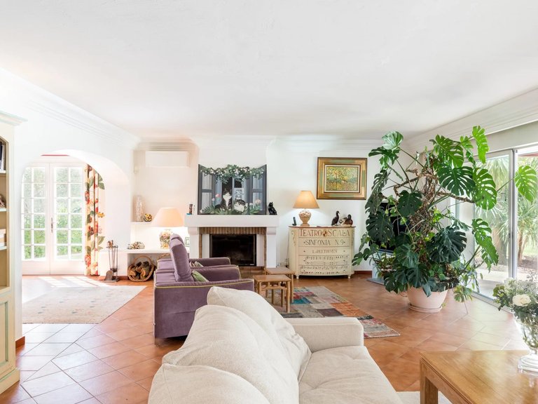 Villa for Sale in Le Rouret, Mougins, Valbonne, Grasse Area 16