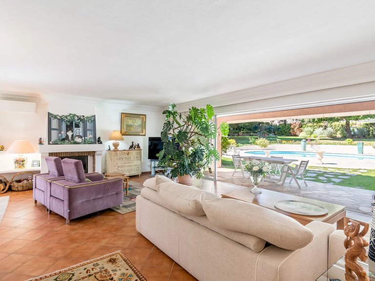 Villa for Sale in Le Rouret, Mougins, Valbonne, Grasse Area 6
