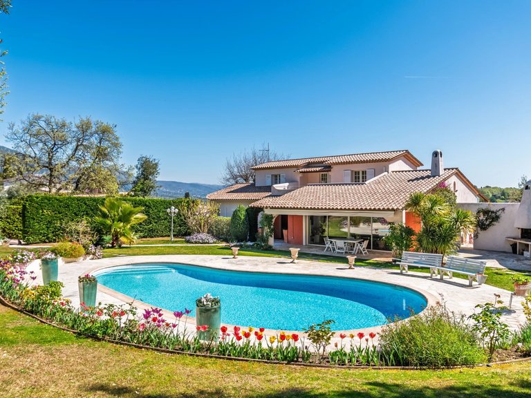 Villa for Sale in Le Rouret, Mougins, Valbonne, Grasse Area 7
