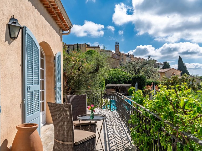 Villa for Sale in Chateauneuf Grasse, Mougins, Valbonne, Grasse Area 17