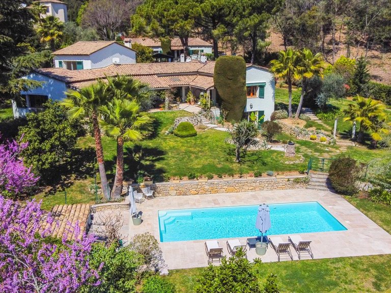 Villa for Sale in Opio, Mougins, Valbonne, Grasse Area 4
