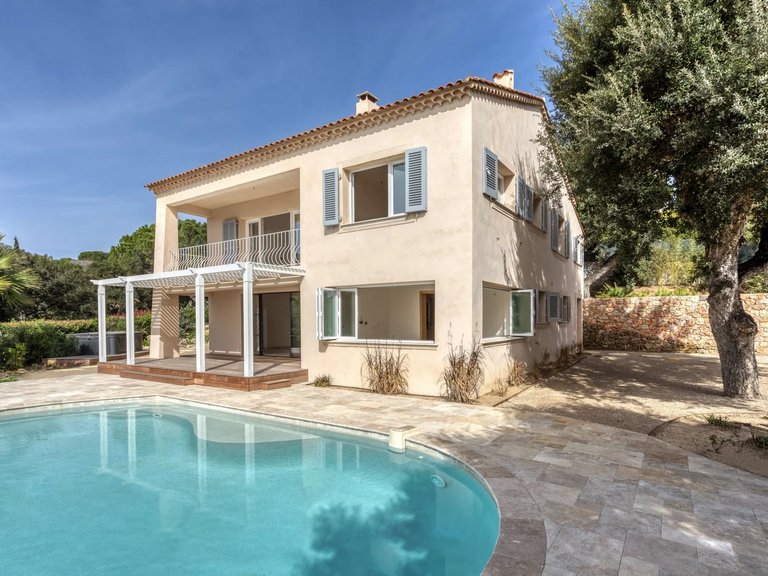 Villa for Sale in La Croix Valmer, St. Tropez, Grimaud Area 4