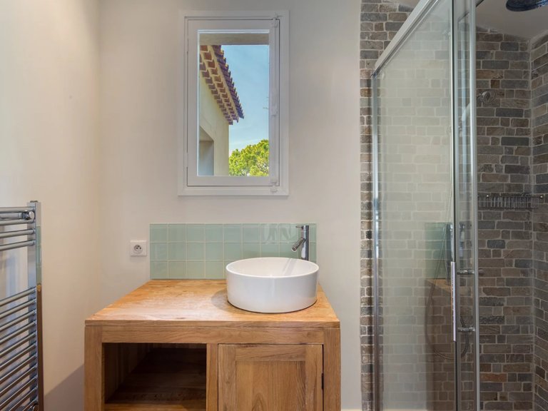 Villa for Sale in La Croix Valmer, St. Tropez, Grimaud Area 16