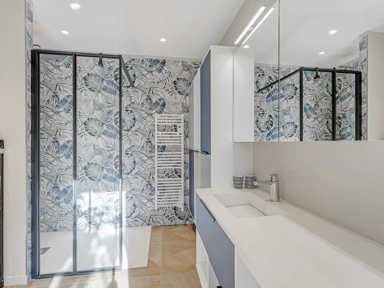 Villa for Sale in Carqueiranne, Provence Coast (cassis To Cavalaire) 13