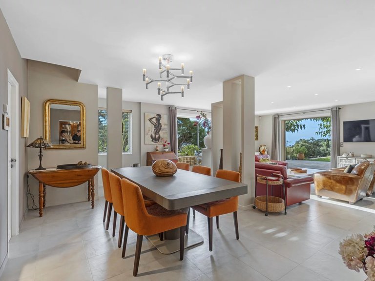 Villa for Sale in Carqueiranne, Provence Coast (cassis To Cavalaire) 4