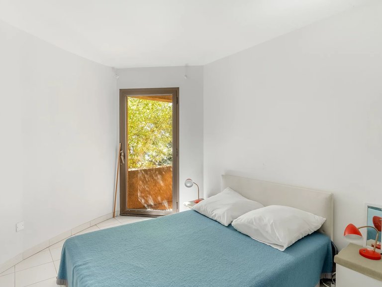 Villa for Sale in Carqueiranne, Provence Coast (cassis To Cavalaire) 10