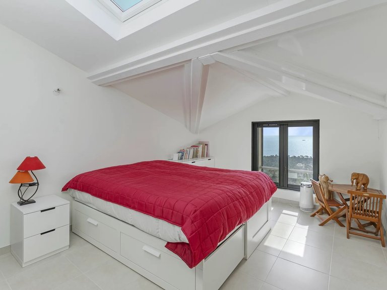 Villa for Sale in Carqueiranne, Provence Coast (cassis To Cavalaire) 9