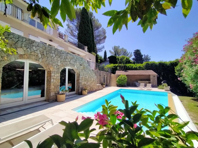 Villa for Sale in Mougins, Mougins, Valbonne, Grasse Area 8