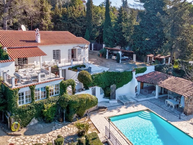 Villa for Sale in Mougins, Mougins, Valbonne, Grasse Area 1