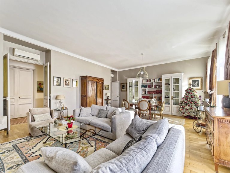 Apartment for Sale in Cannes, Cannes Area 1