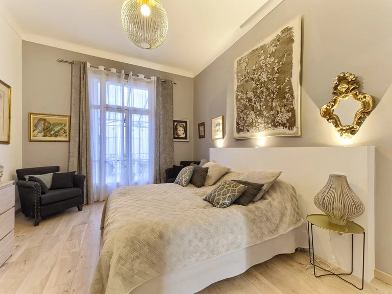 Apartment for Sale in Cannes, Cannes Area 7