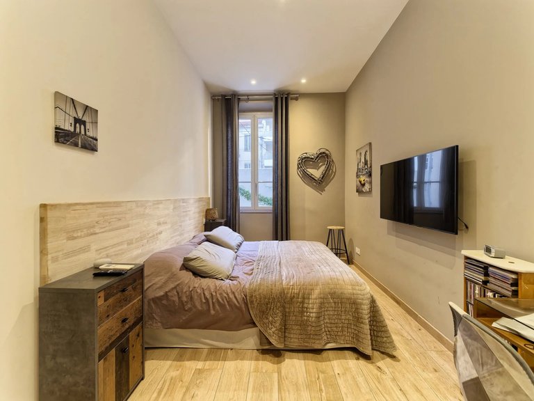 Apartment for Sale in Cannes, Cannes Area 8