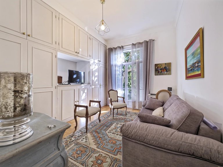 Apartment for Sale in Cannes, Cannes Area 10
