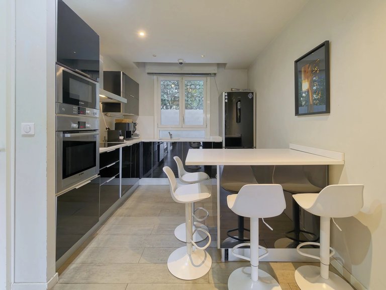 Apartment for Sale in Cannes, Cannes Area 8