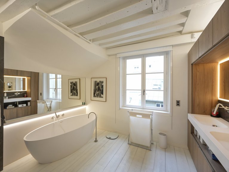 Apartment for Sale in 8th (golden Triangle - Parc Monceau), Golden Triangle - Trocadéro (8th - 16th) 13