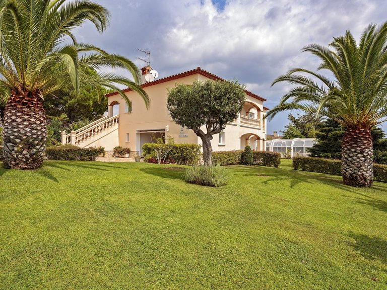 Villa for Sale in Calonge, Costa Brava 1