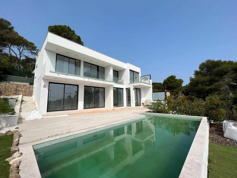 Villa for Sale in Calonge, Costa Brava 2