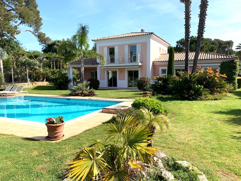 Villa for Sale in Cap D Antibes, Antibes Area 1