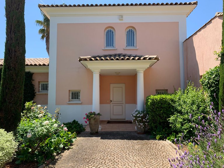 Villa for Sale in Cap D Antibes, Antibes Area 6