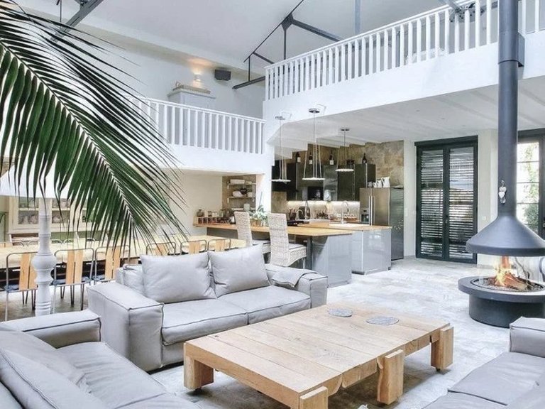 Villa for Sale in Cannes, Cannes Area 11