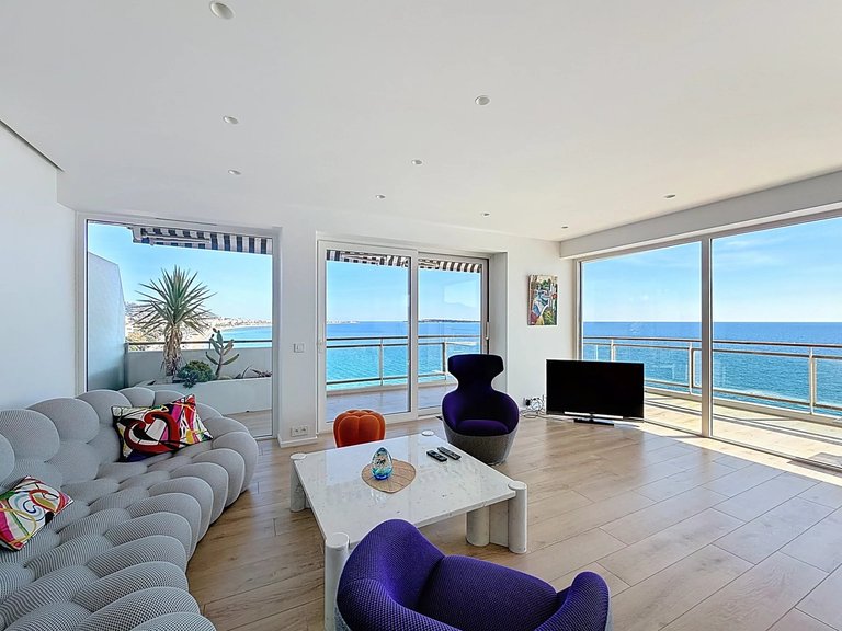 Apartment for Sale in Cannes, Cannes Area 1