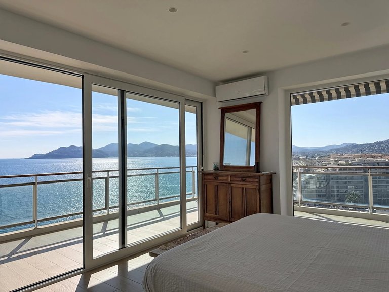 Apartment for Sale in Cannes, Cannes Area 14