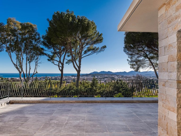 Villa for Sale in Mougins, Mougins, Valbonne, Grasse Area 3