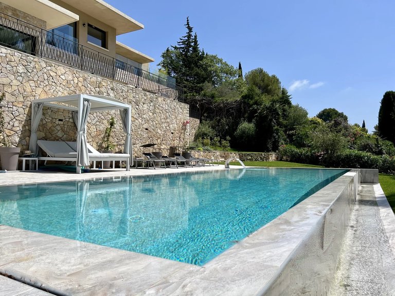 Villa for Sale in Mougins, Mougins, Valbonne, Grasse Area 20