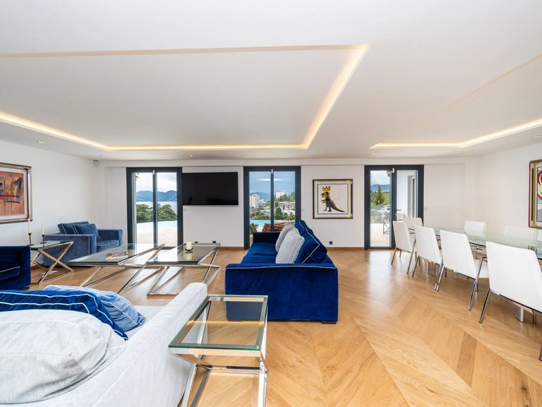 Villa for Sale in Cannes, Cannes Area 7