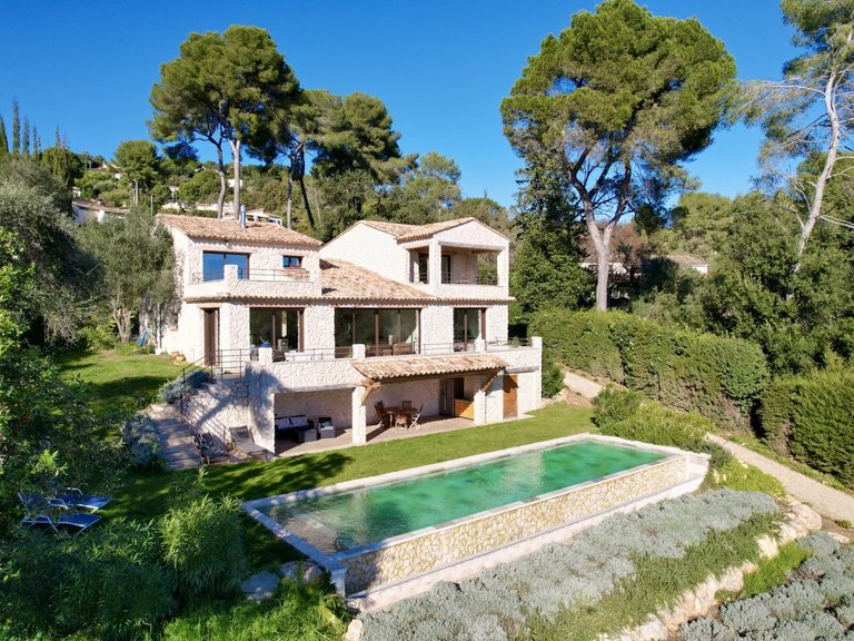 Villa for Sale in St Paul, Vence, St. Paul Area 12