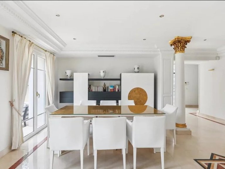Villa for Sale in Cannes, Cannes Area 5