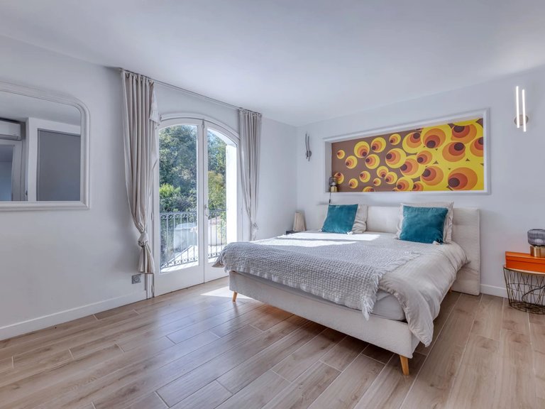 Villa for Sale in Valbonne, Mougins, Valbonne, Grasse Area 5
