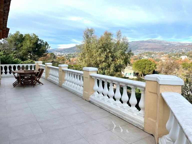 Villa for Sale in Valbonne, Mougins, Valbonne, Grasse Area 9
