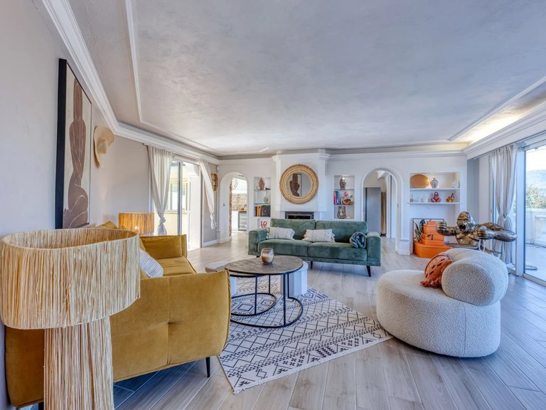 Villa for Sale in Valbonne, Mougins, Valbonne, Grasse Area 10