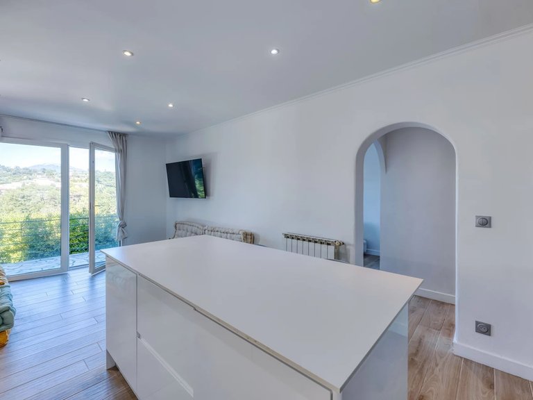 Villa for Sale in Valbonne, Mougins, Valbonne, Grasse Area 17