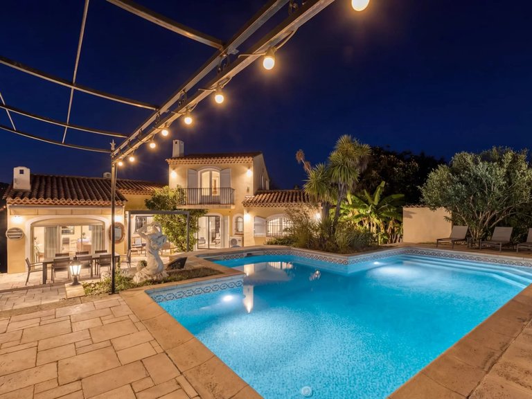 Villa for Sale in Valbonne, Mougins, Valbonne, Grasse Area 19
