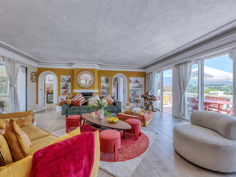 Villa for Sale in Valbonne, Mougins, Valbonne, Grasse Area 18