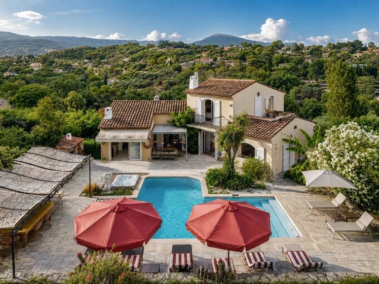 Villa for Sale in Valbonne, Mougins, Valbonne, Grasse Area 19