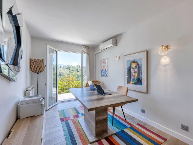 Villa for Sale in Valbonne, Mougins, Valbonne, Grasse Area 20
