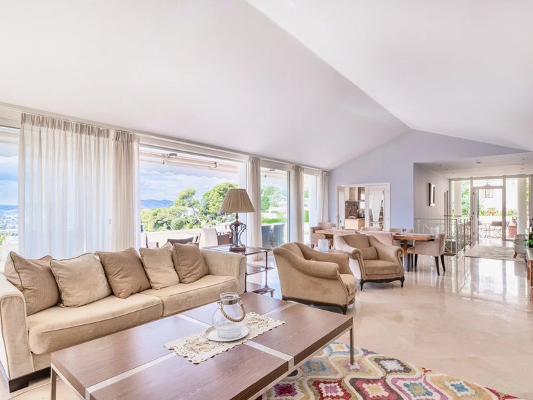 Villa for Sale in Cannes, Cannes Area 5