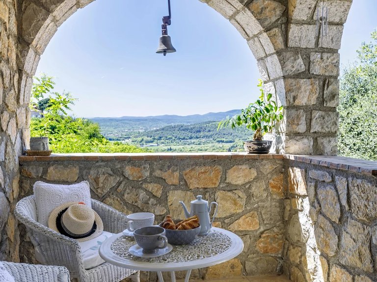 Villa for Sale in Montauroux, Var Countryside (fayence, Lorgues, Cotignac) 1