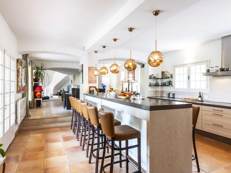 Villa for Sale in Vence, Vence, St. Paul Area 5