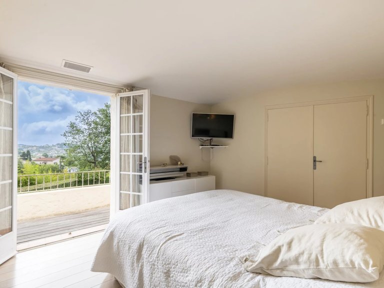 Villa for Sale in Vence, Vence, St. Paul Area 4
